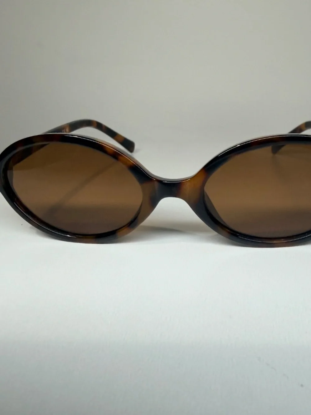 Miu Miu SMU 04Z Tortoiseshell Oval Sunglasses 50-18-140
